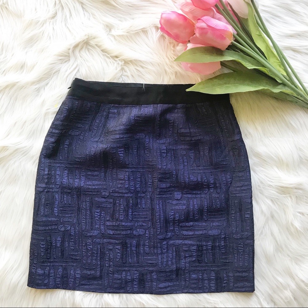 💲🔴Banana Republic textured purple mini skirt sz2